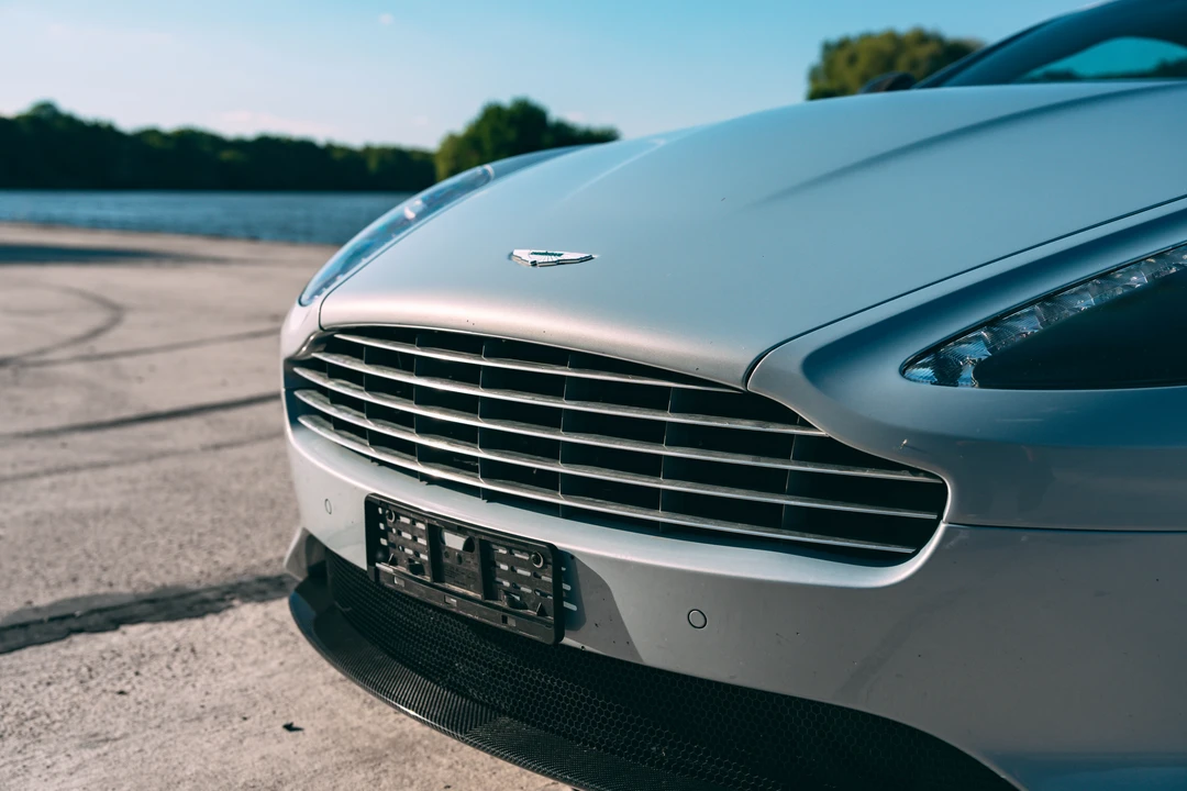 2012 Aston Martin DB9 - Image 19 of 31