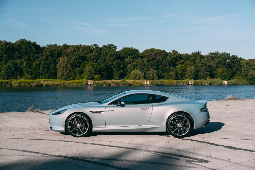 2012 Aston Martin DB9 - Image 3 of 31