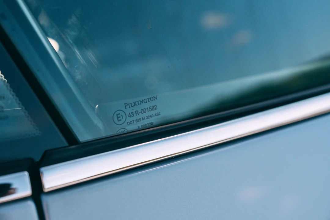 2012 Aston Martin DB9 - Image 21 of 31