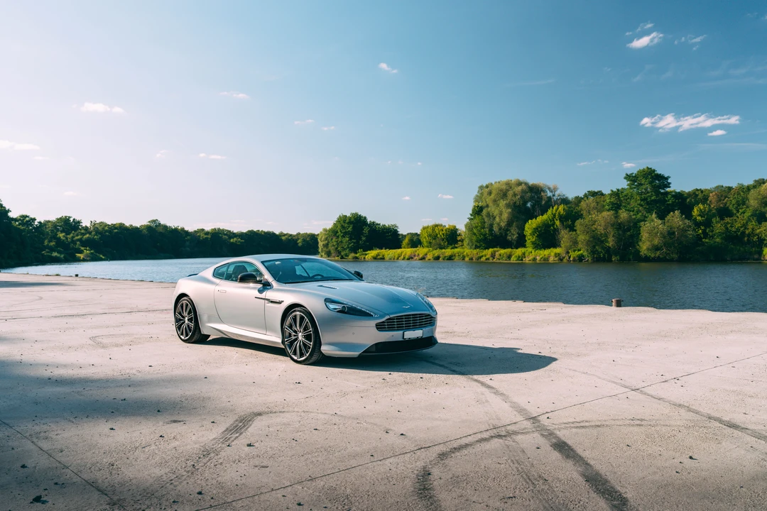 2012 Aston Martin DB9 - Image 9 of 31