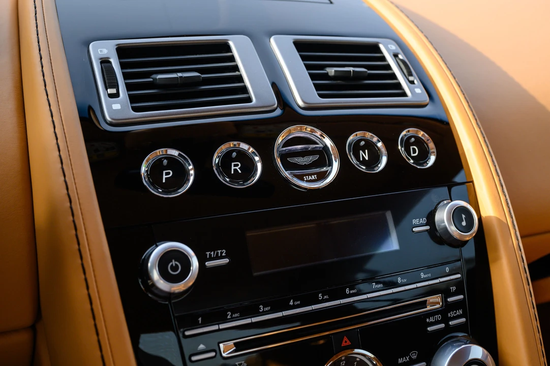 2012 Aston Martin DBS (2008-2012) - Image 13 of 31