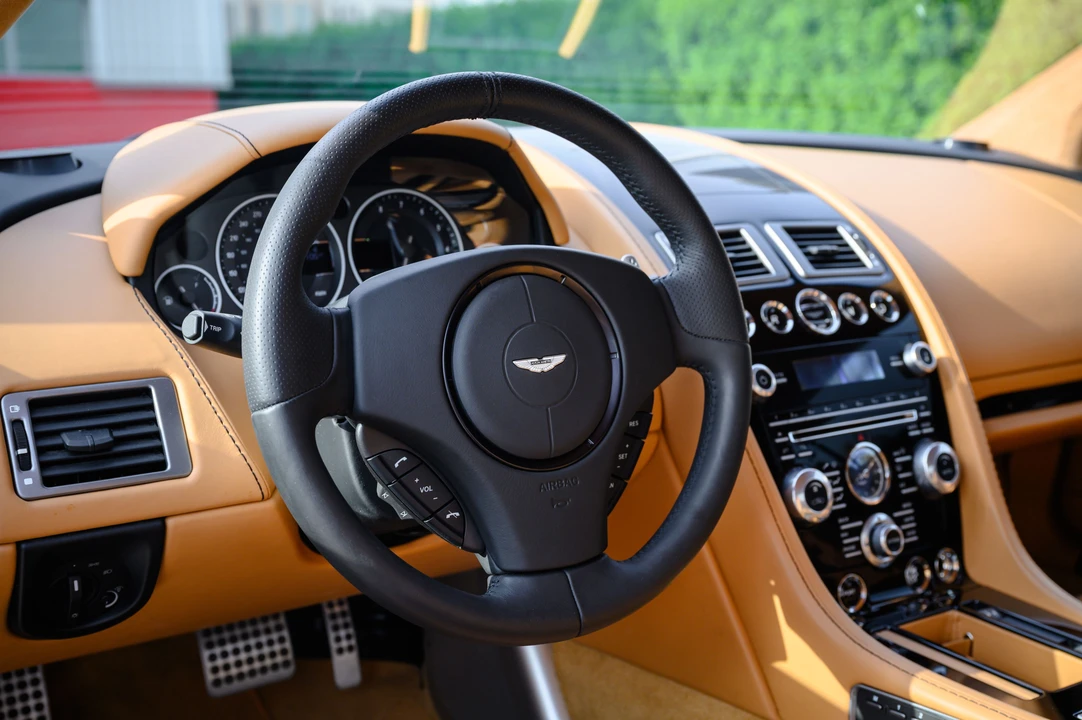2012 Aston Martin DBS (2008-2012) - Image 8 of 31