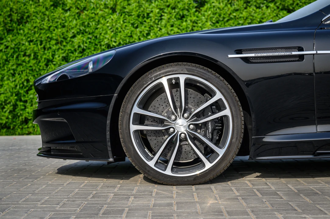 2012 Aston Martin DBS (2008-2012) - Image 27 of 31