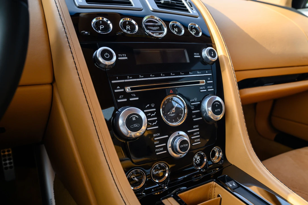 2012 Aston Martin DBS (2008-2012) - Image 14 of 31