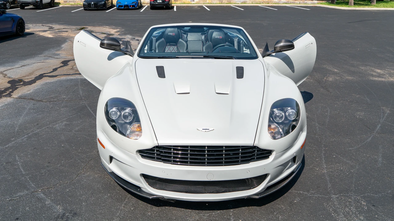 2012 Aston Martin DBS (2008-2012) - Image 5 of 31