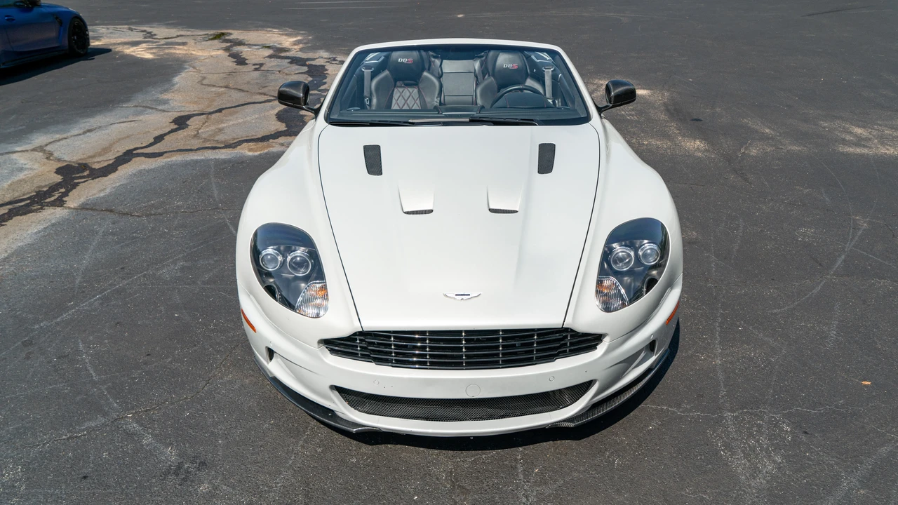 2012 Aston Martin DBS (2008-2012) - Image 2 of 31
