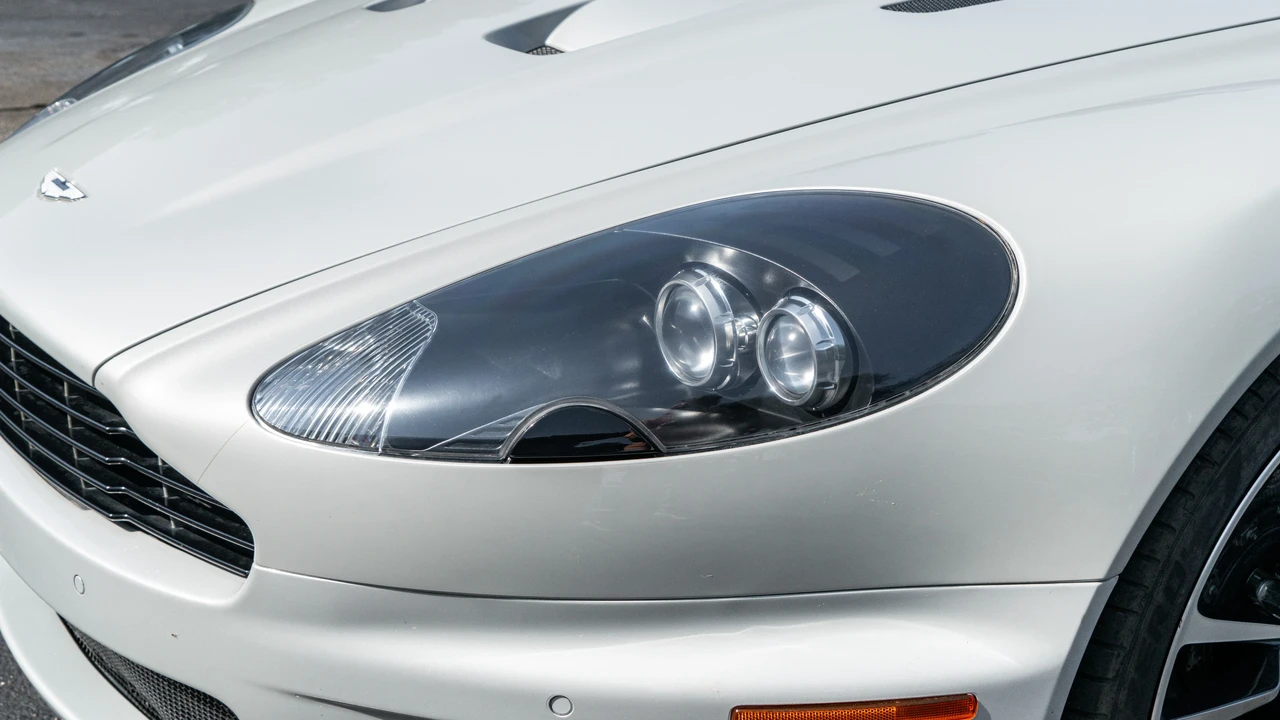 2012 Aston Martin DBS (2008-2012) - Image 17 of 31