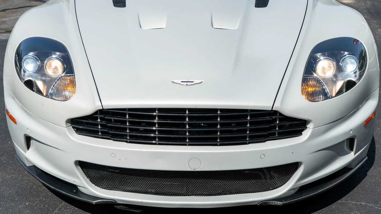 2012 Aston Martin DBS (2008-2012) - Image 15 of 31