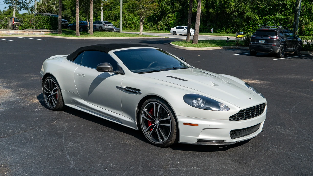 2012 Aston Martin DBS (2008-2012) - Image 7 of 31