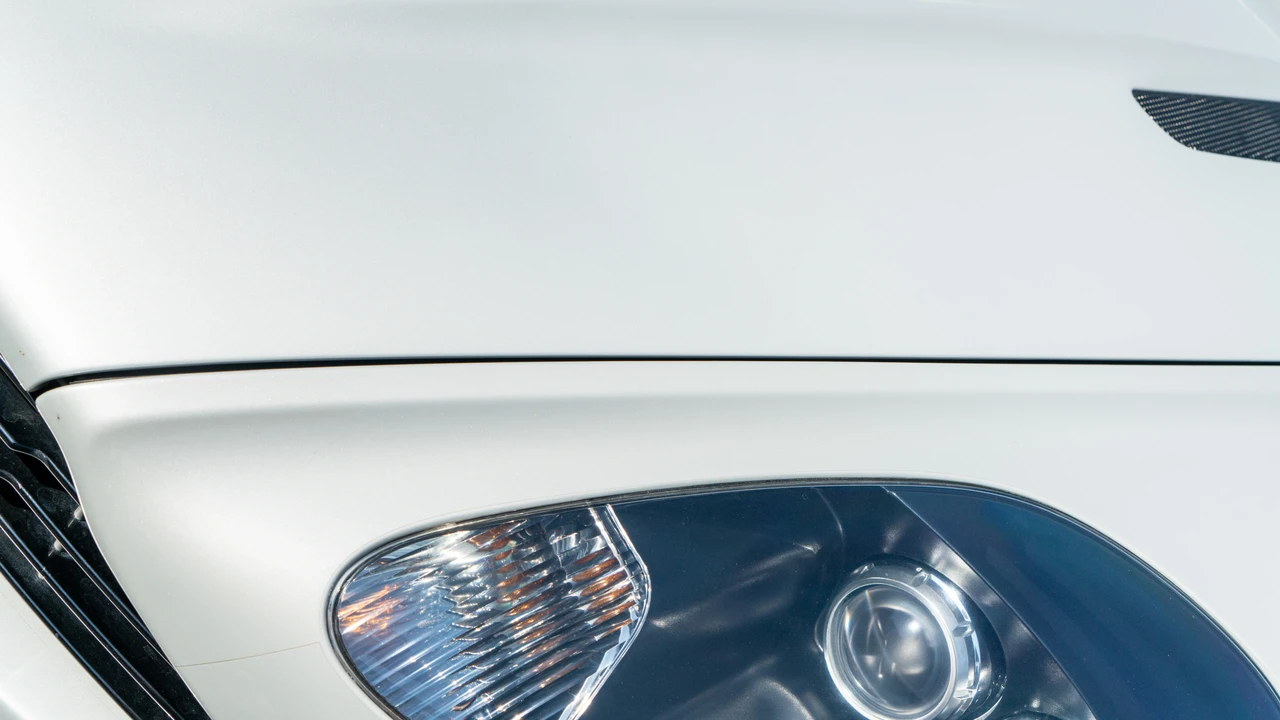 2012 Aston Martin DBS (2008-2012) - Image 29 of 31