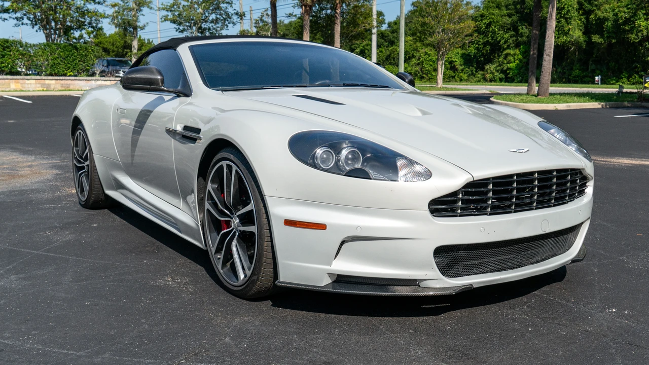 2012 Aston Martin DBS (2008-2012) - Image 13 of 31
