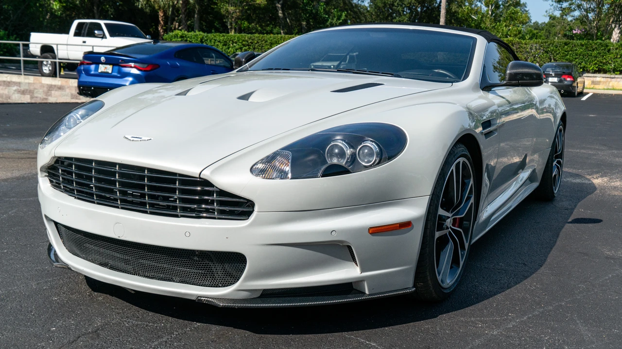 2012 Aston Martin DBS (2008-2012) - Image 14 of 31