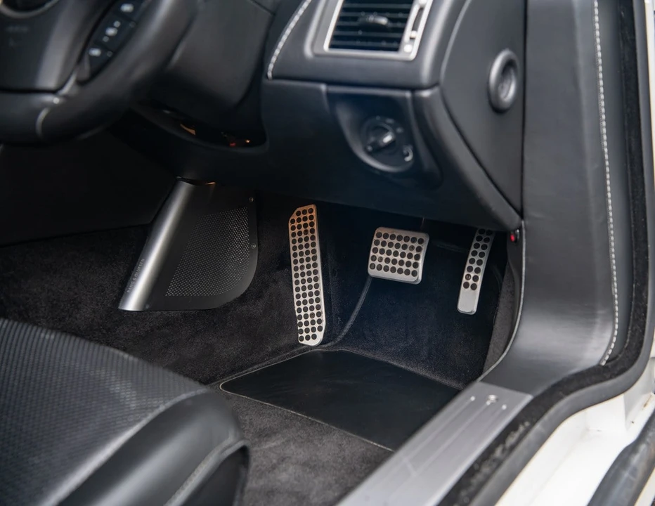 2012 Aston Martin Rapide - Image 25 of 30