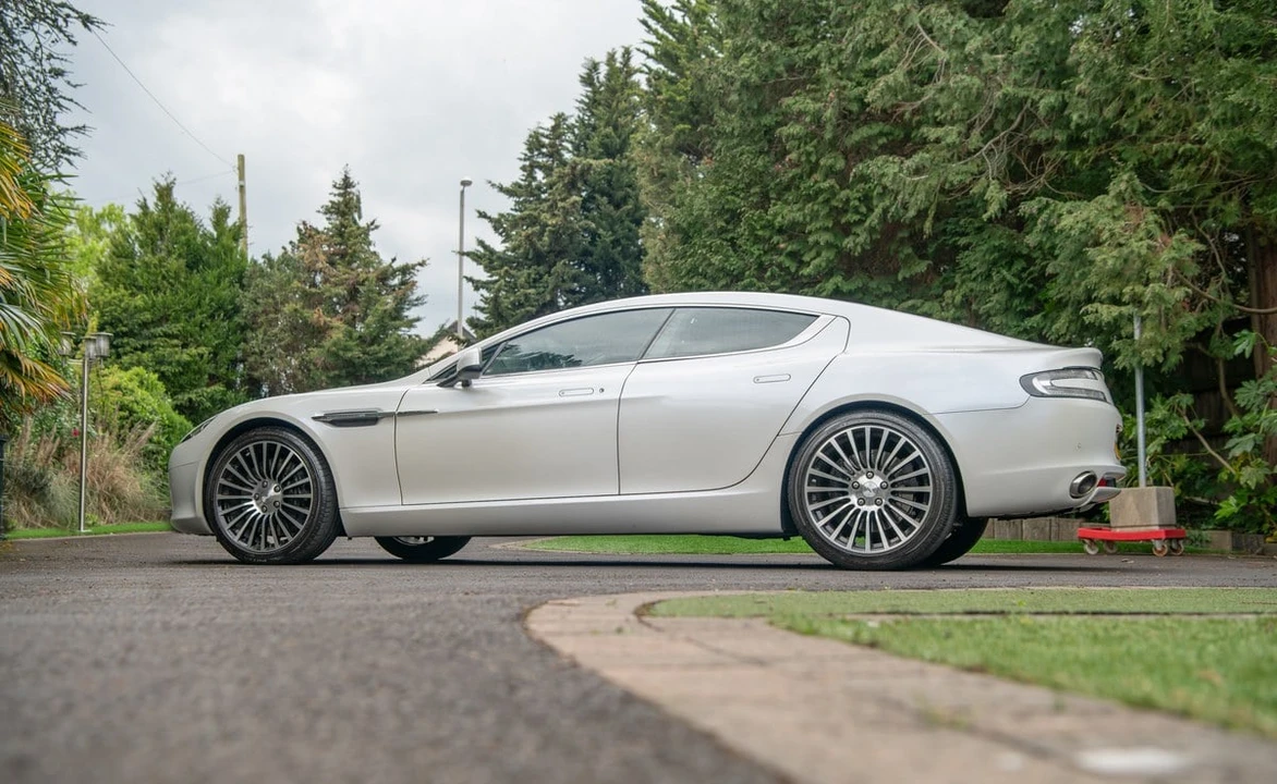 2012 Aston Martin Rapide - Image 9 of 30