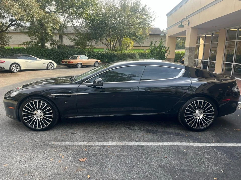 2012 Aston Martin Rapide - Image 10 of 21