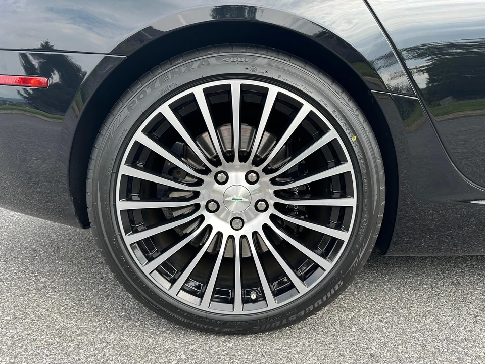 2012 Aston Martin Rapide - Image 24 of 31