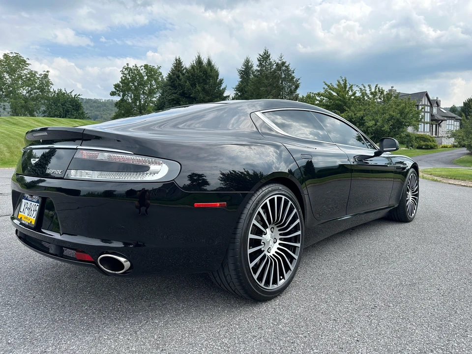 2012 Aston Martin Rapide - Image 17 of 31