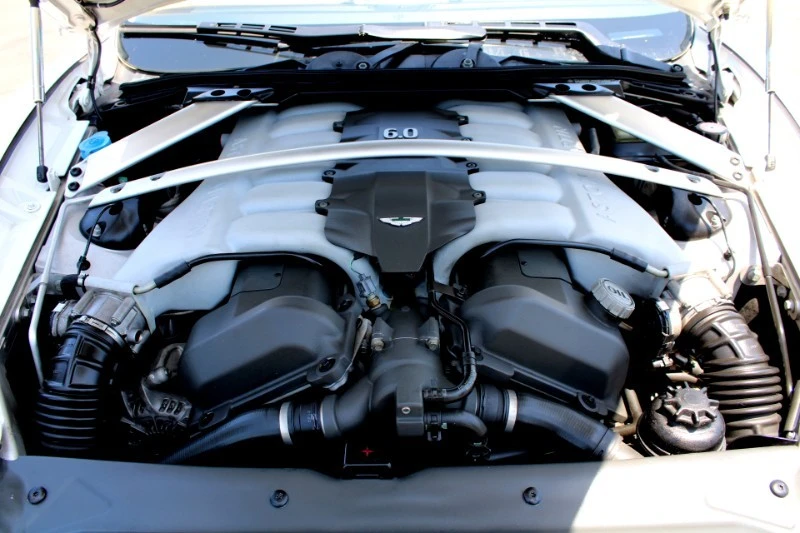 2012 Aston Martin Rapide - Image 28 of 31