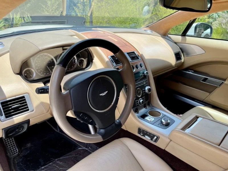 2012 Aston Martin Rapide - Image 11 of 31