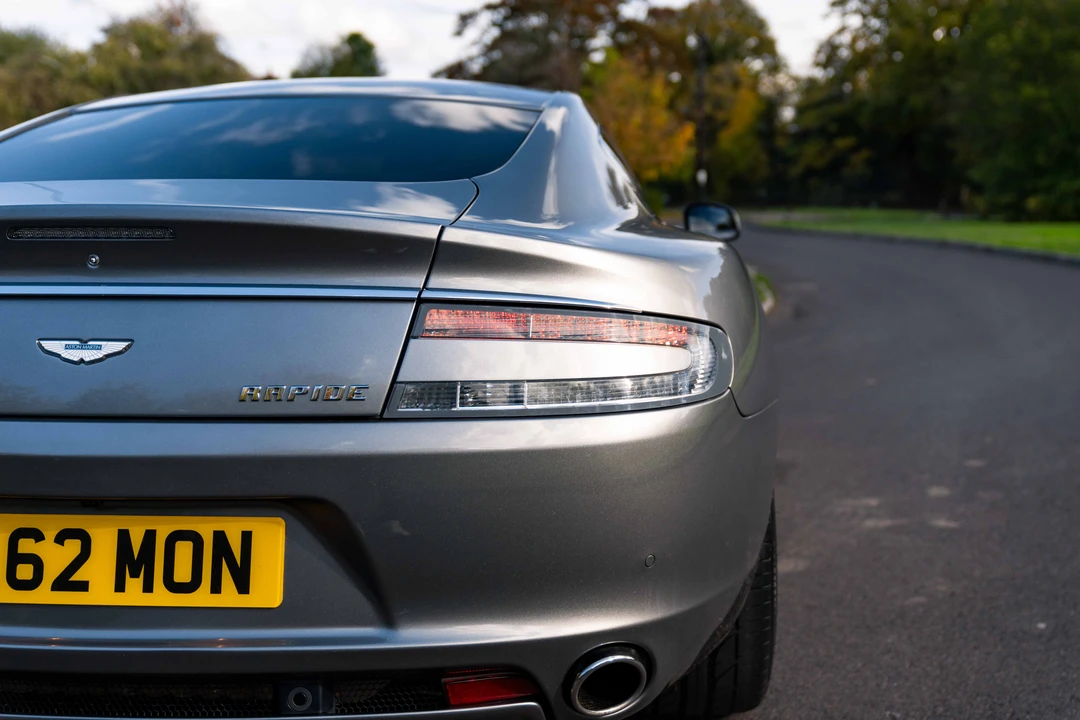 2012 Aston Martin Rapide - Image 27 of 31