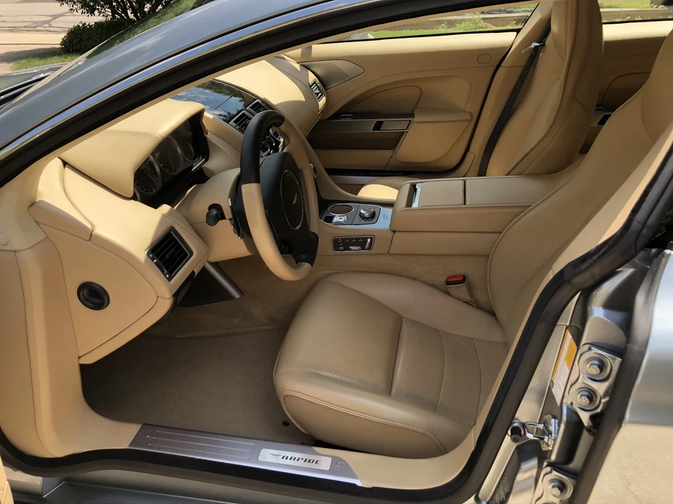 2012 Aston Martin Rapide - Image 23 of 31