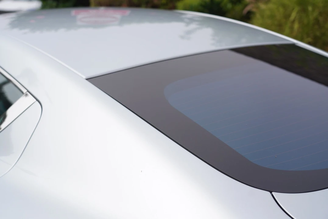 2012 Aston Martin Rapide - Image 27 of 31