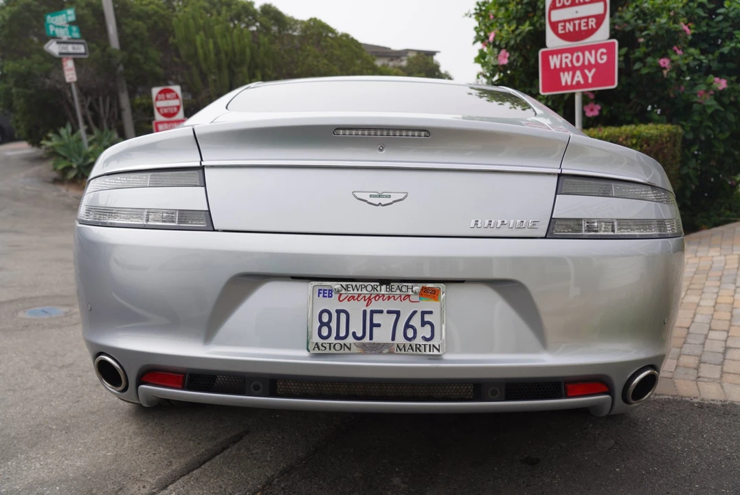 2012 Aston Martin Rapide - Image 11 of 31