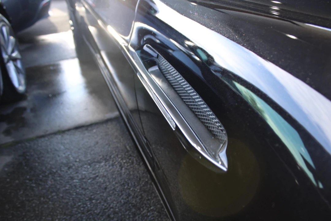 2012 Aston Martin Rapide - Image 28 of 31