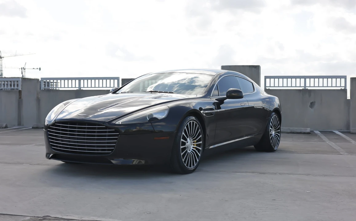 2012 Aston Martin Rapide - Image 2 of 31