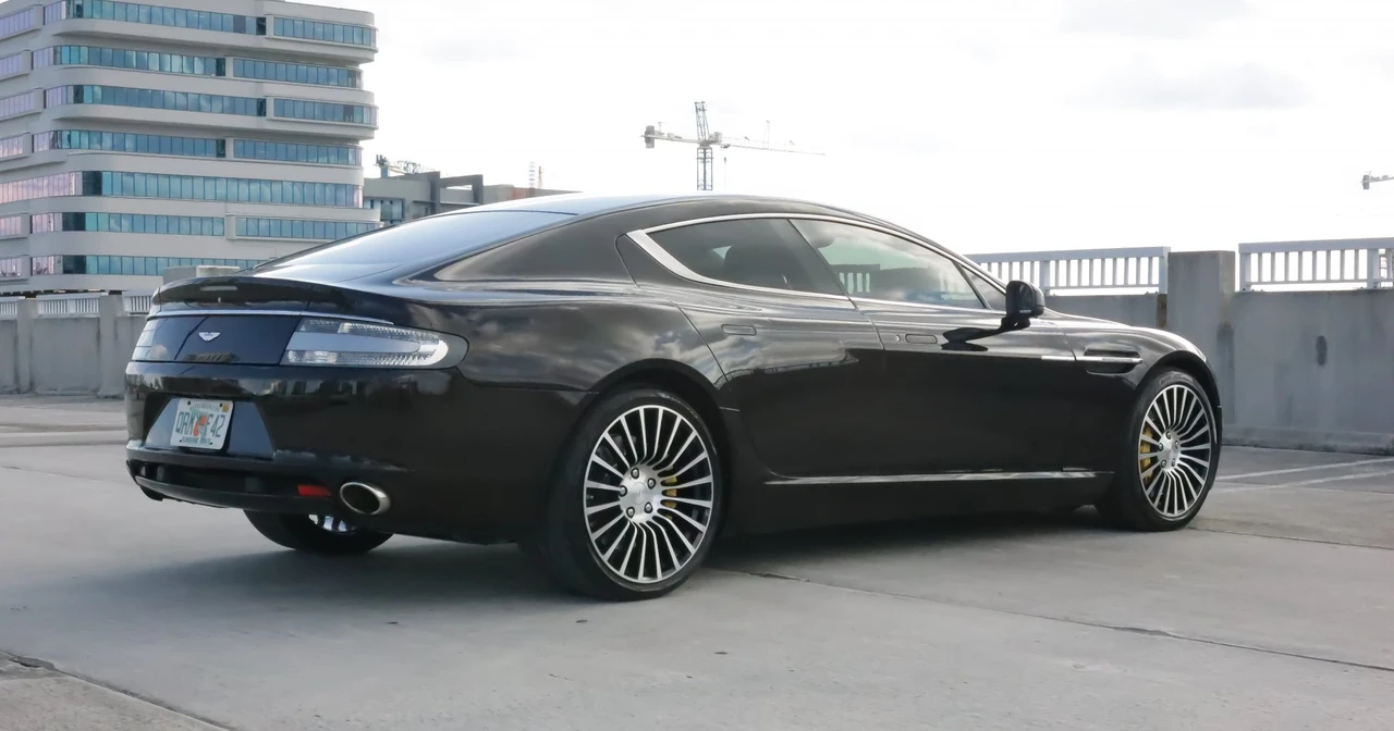 2012 Aston Martin Rapide - Image 9 of 31