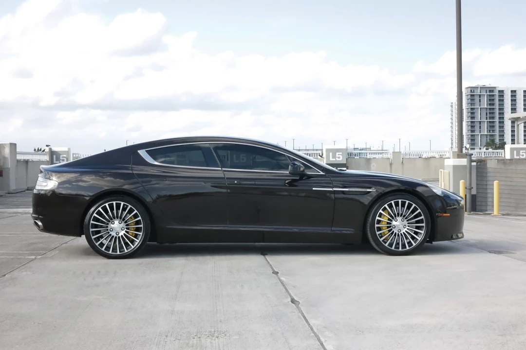 2012 Aston Martin Rapide - Image 8 of 31