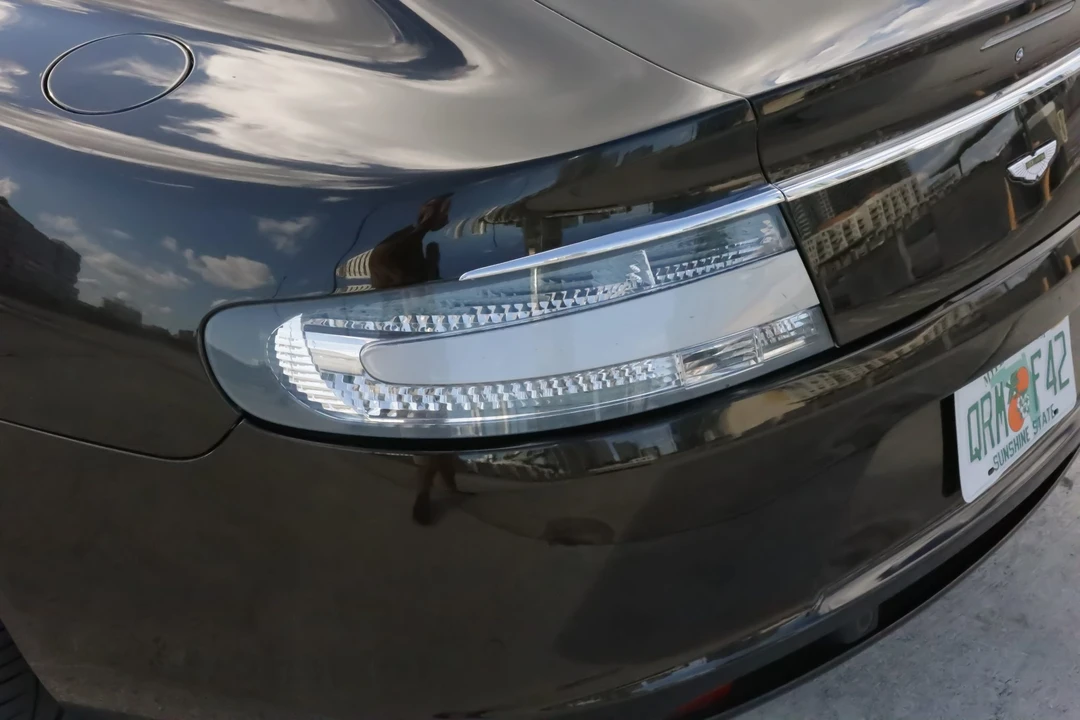 2012 Aston Martin Rapide - Image 22 of 31