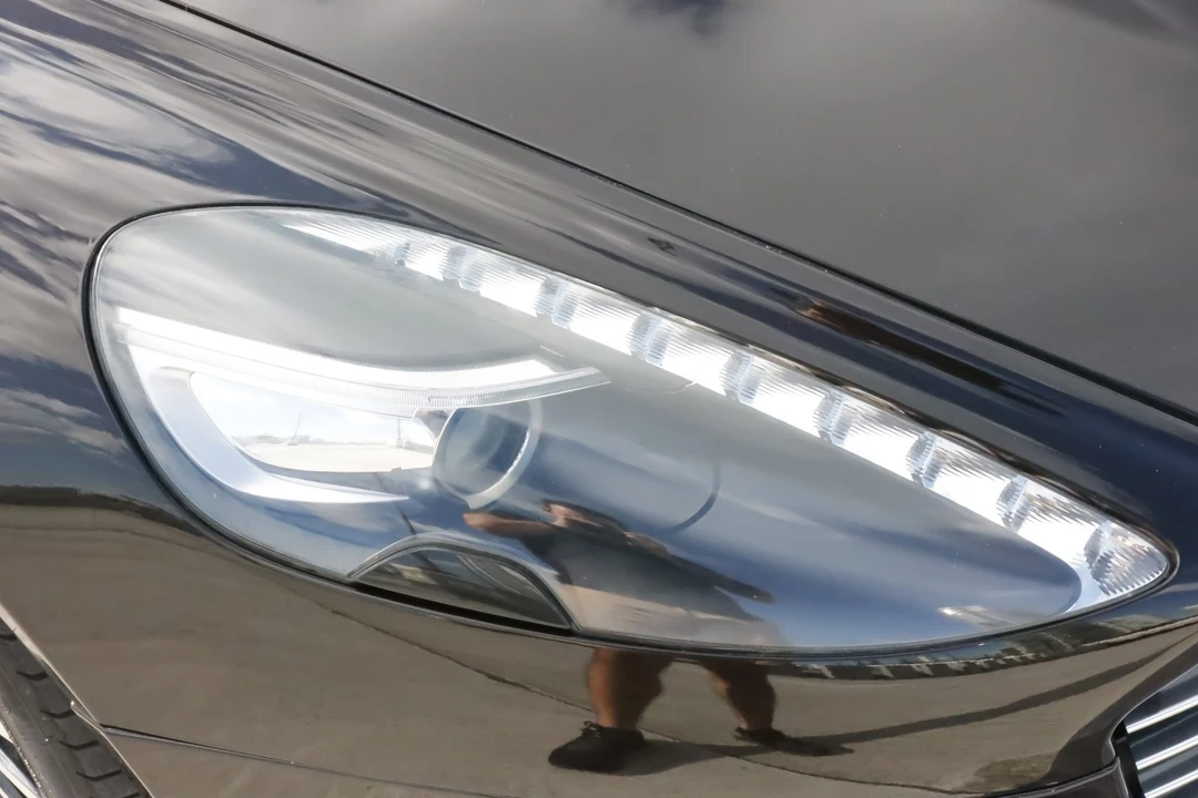2012 Aston Martin Rapide - Image 20 of 31