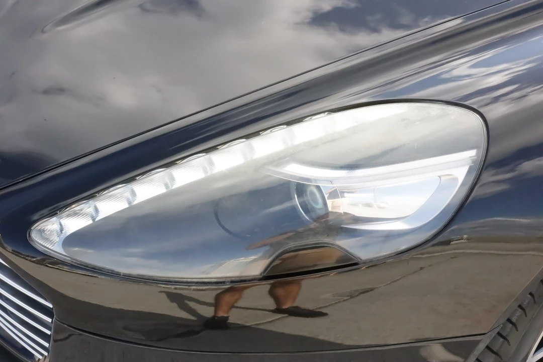 2012 Aston Martin Rapide - Image 21 of 31