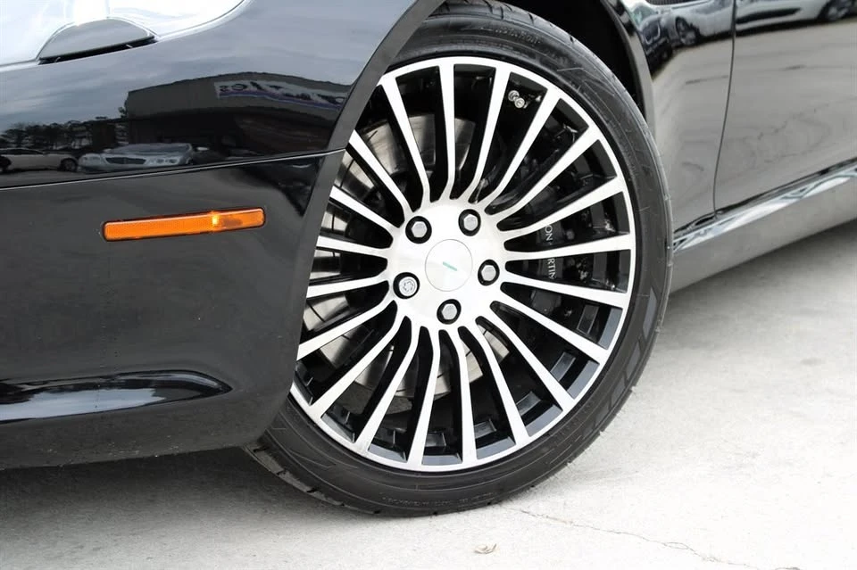 2012 Aston Martin Rapide - Image 11 of 19