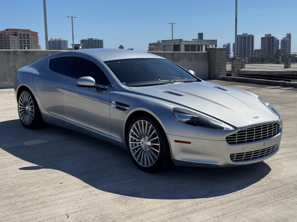 2012 Aston Martin Rapide - Image 22 of 31