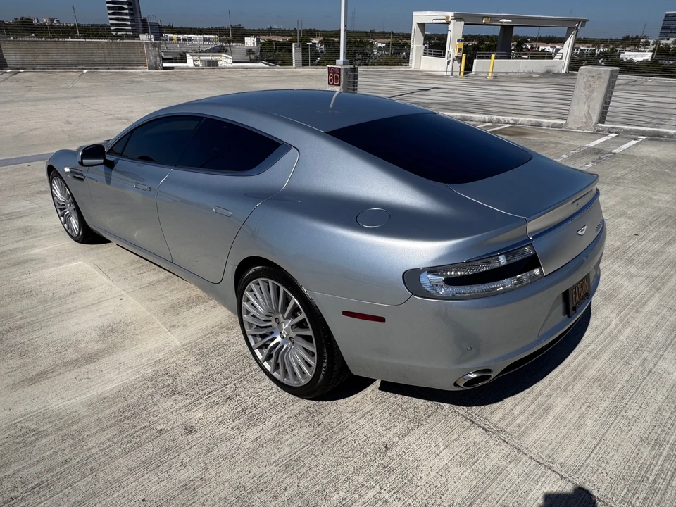 2012 Aston Martin Rapide - Image 11 of 31