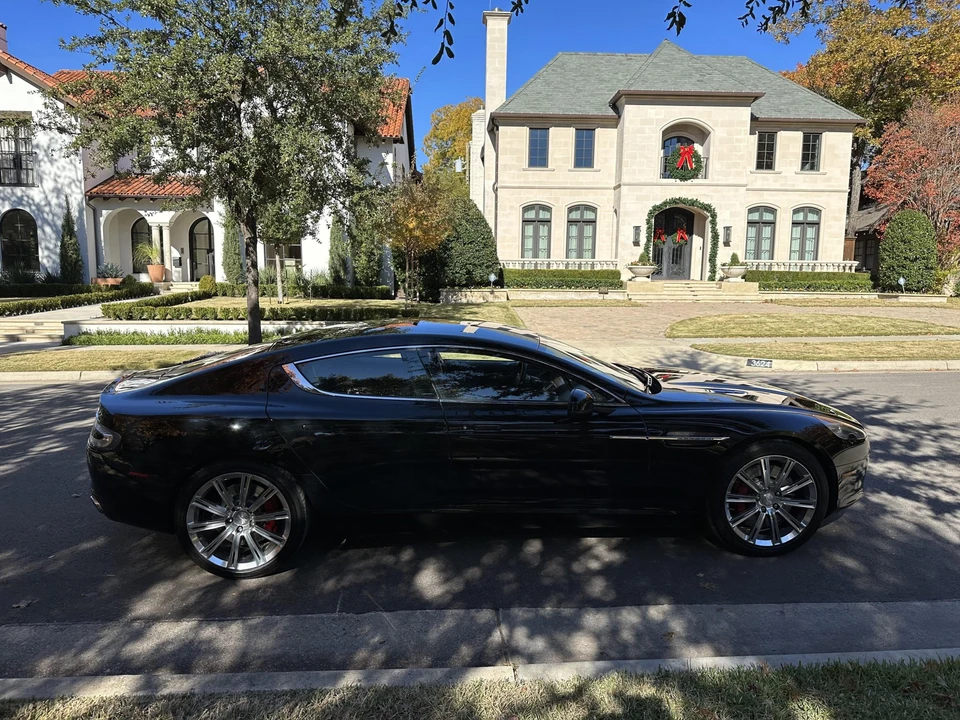 2012 Aston Martin Rapide - Image 24 of 31