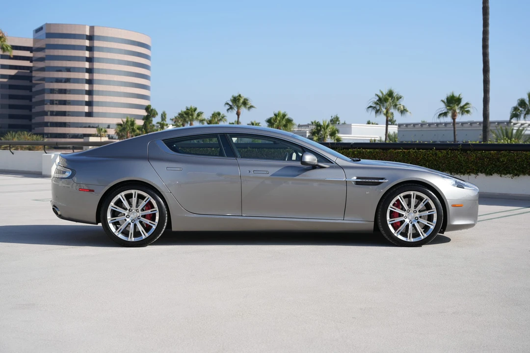 2012 Aston Martin Rapide - Image 21 of 31