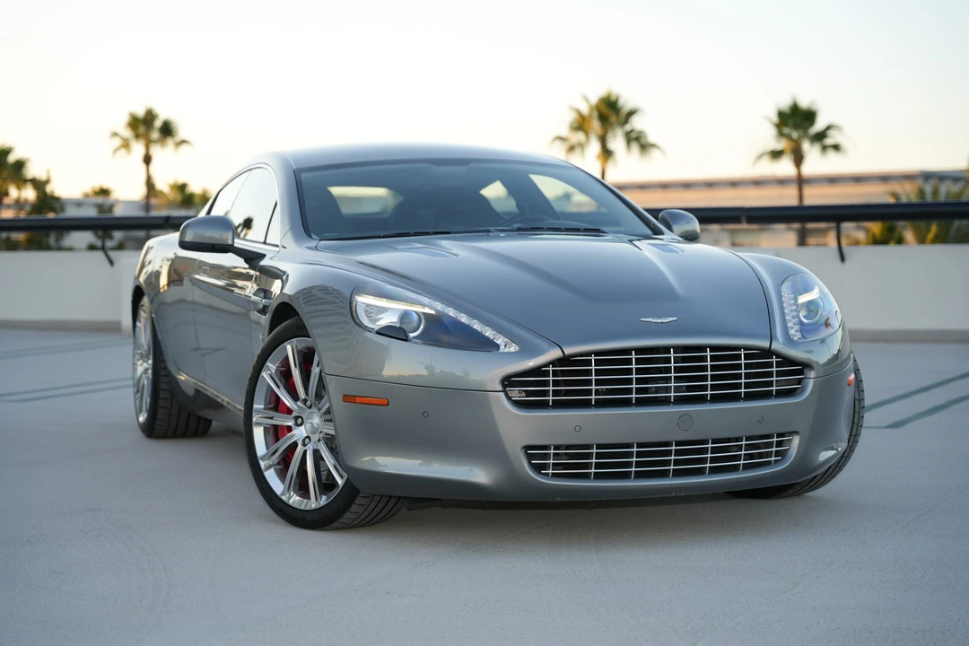 2012 Aston Martin Rapide - Image 27 of 31