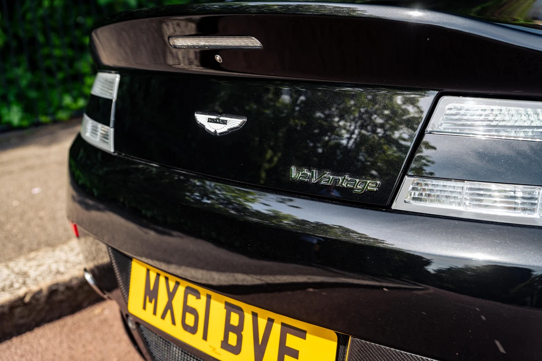 2011 Aston Martin V12 Vantage (2010-2018) - Image 21 of 31