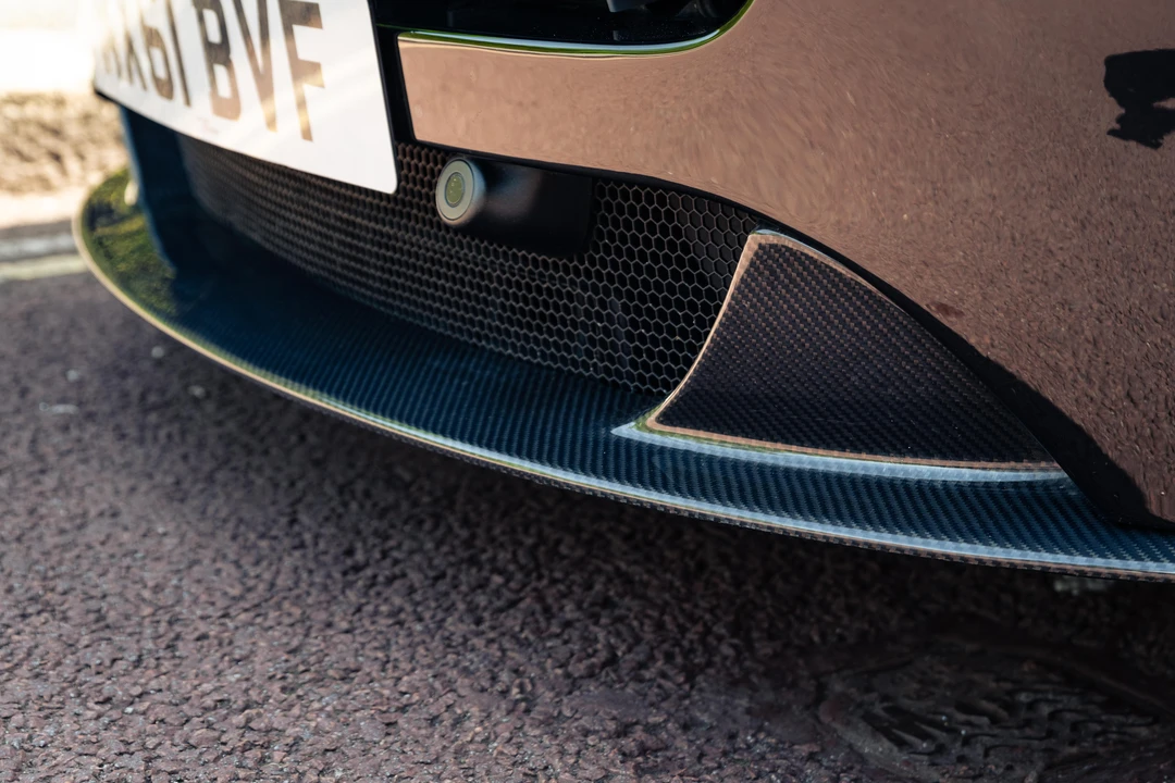 2011 Aston Martin V12 Vantage (2010-2018) - Image 17 of 31