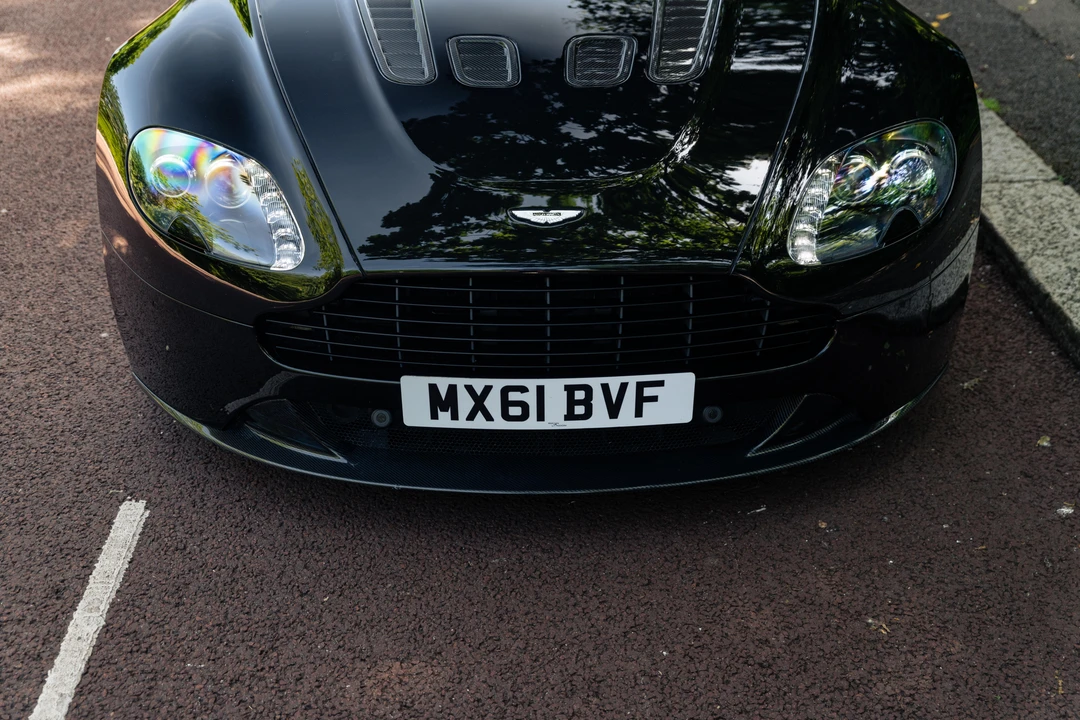 2011 Aston Martin V12 Vantage (2010-2018) - Image 19 of 31