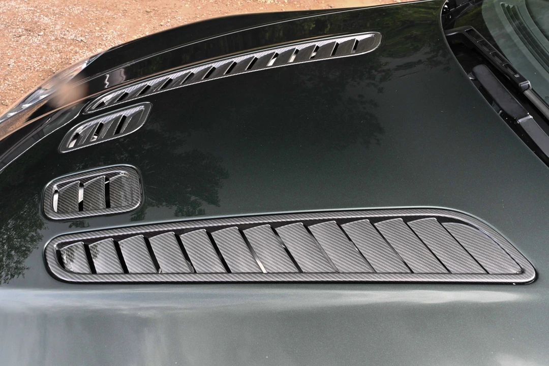 2012 Aston Martin Vantage - Image 15 of 31