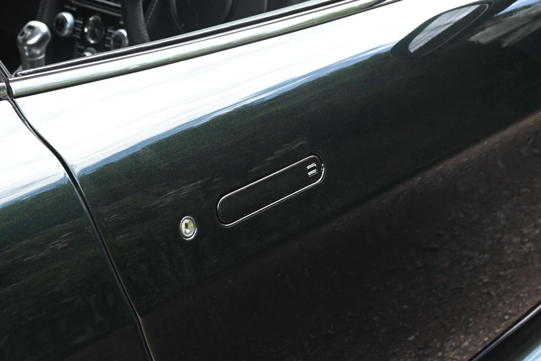 2012 Aston Martin Vantage - Image 30 of 31