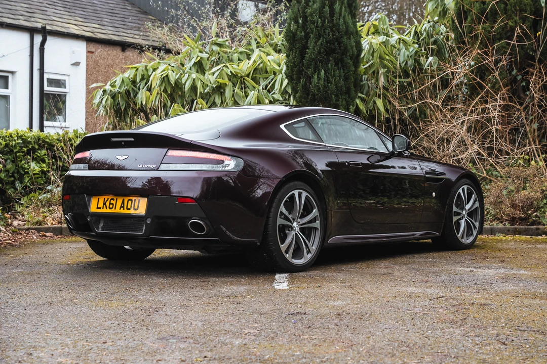 2012 Aston Martin V12 Vantage (2010-2018) - Image 7 of 31