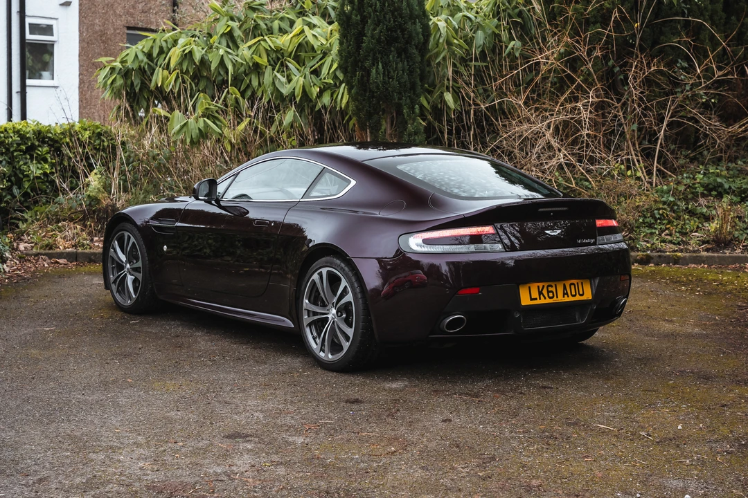 2012 Aston Martin V12 Vantage (2010-2018) - Image 13 of 31