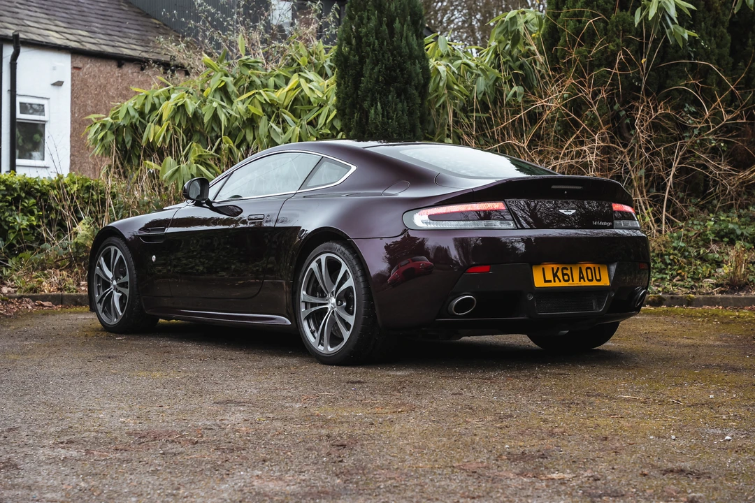 2012 Aston Martin V12 Vantage (2010-2018) - Image 5 of 31