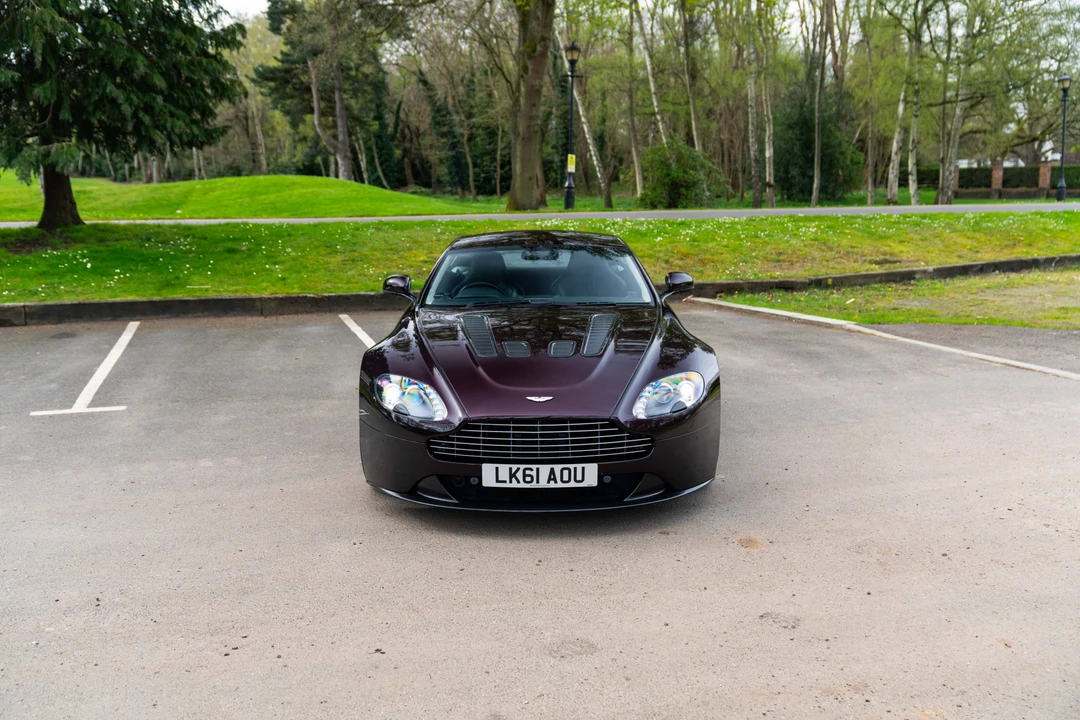 2012 Aston Martin V12 Vantage (2010-2018) - Image 10 of 31