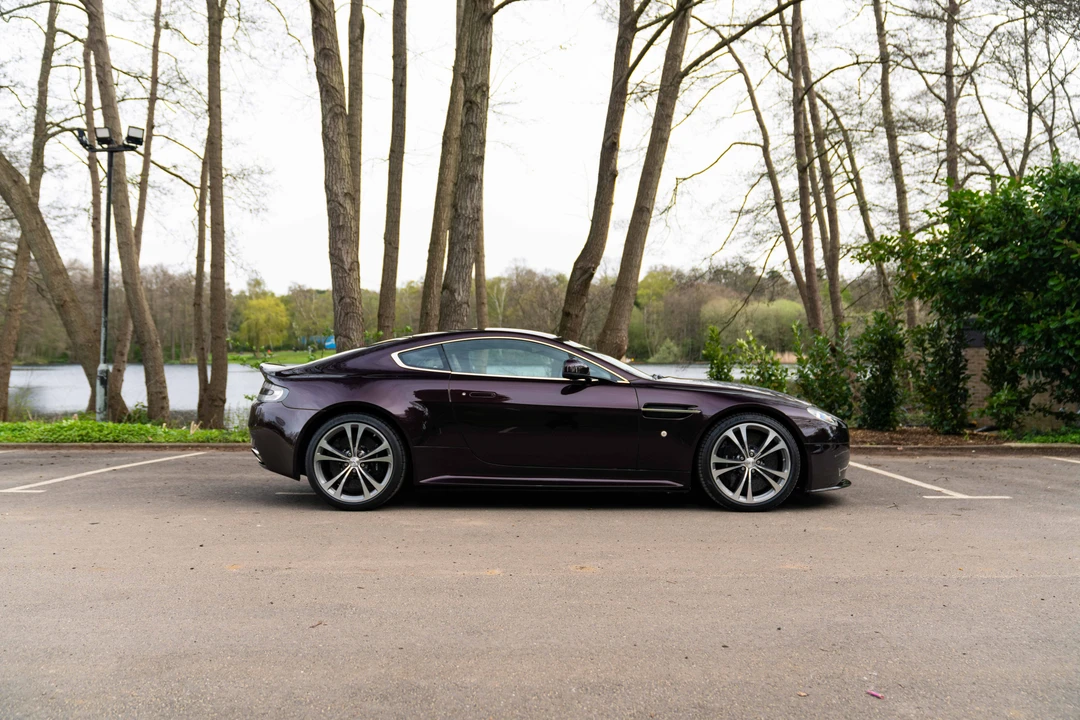 2012 Aston Martin V12 Vantage (2010-2018) - Image 8 of 31
